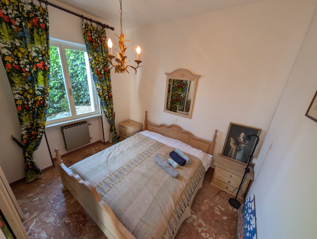 sleeping room 2